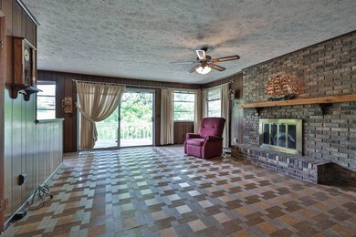 003-Living-Room