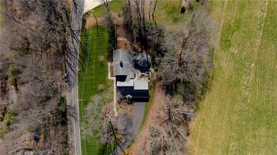 418 Augusta Dr, Statesville, NC 28625 - photo 5