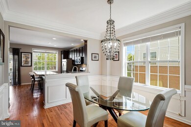 23073 Weybridge Square, Ashburn, VA 20148 - photo 5