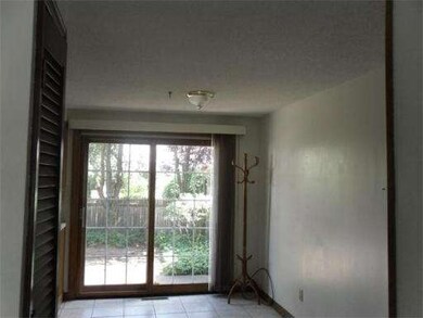78 Corey Colonial unit 78, Agawam, MA 01001 - photo 4