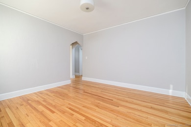 58 Mayflower Ave unit 1, Stamford, CT 06906 - photo 6
