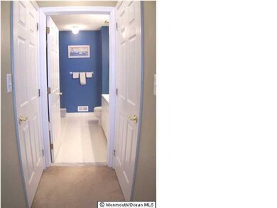 28 Madison Ct, Tinton Falls, NJ 07712 - photo 7