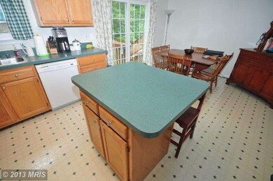 1422 Falcon Nest Ct, Arnold, MD 21012 - photo 5