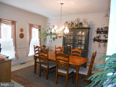 8452 Summer Breeze Place, Manassas, VA 20112 - photo 3