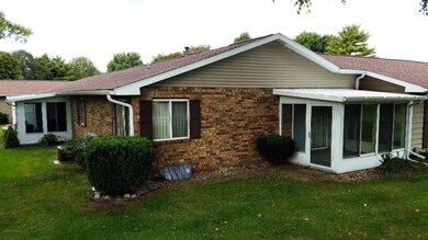 Three season porch