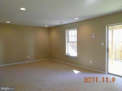 12007 Kemps Landing Cir, Manassas, VA 20109 - photo 3