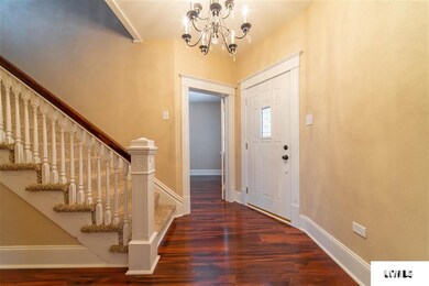 802 Wyatt Ave, Lincoln, IL 62656 - photo 3