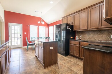 3209 Birkhill Ct, Bay City, TX 77414 - photo 7