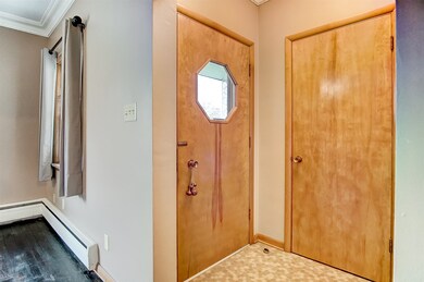 321 W 19th St, Auburn, IN 46706 - photo 4