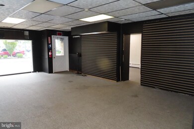 133 N Main St, Chambersburg, PA 17201 - photo 5