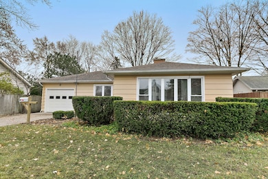 2 Adams St, East Dundee, IL 60118 - photo 2