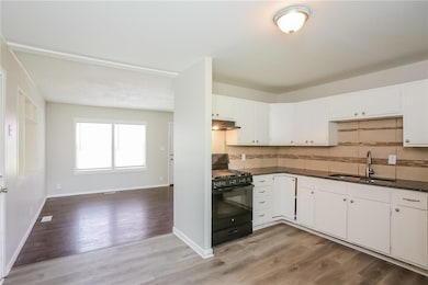 9310 Lewis Ave, Kansas City, MO 64138 - photo 6