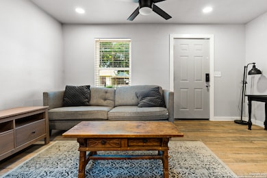 118 W Zavalla, San Antonio, TX 78204 - photo 4