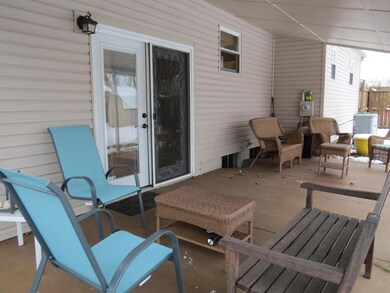 817 Upwoods Dr, Columbus, OH 43228 - photo 4