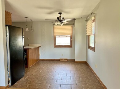 2807 54th St, Des Moines, IA 50310 - photo 7