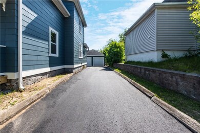 87 Read Ave, Coventry, RI 02816 - photo 5