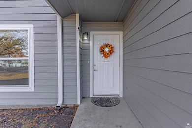 2411 Brook Ln, Manhattan, KS 66502 - photo 4