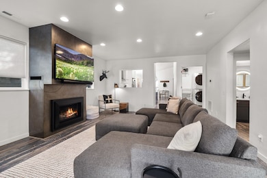 1028 E 3rd St, Whitefish, MT 59937 - photo 4