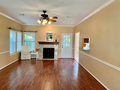 14322 Village Birch St, Houston, TX 77062 - photo 3