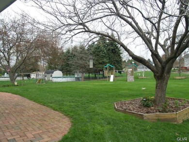 440 Georgetown Rd, Nazareth, PA 18064 - photo 6