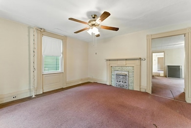 112 Grape St, Chicopee, MA 01013 - photo 4