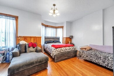 128 Cabot St, Holyoke, MA 01040 - photo 5