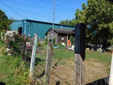 165 N Homer Ave, Logan, OH 43138 - photo 4