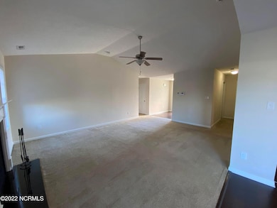 3301 Hardee Farms Dr, New Bern, NC 28562 - photo 4