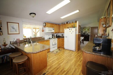 22865 Highway 20, Bend, OR 97701 - photo 7