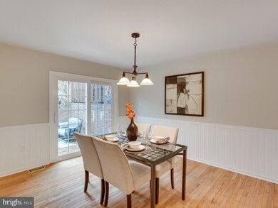 657 N Armistead St, Alexandria, VA 22312 - photo 7