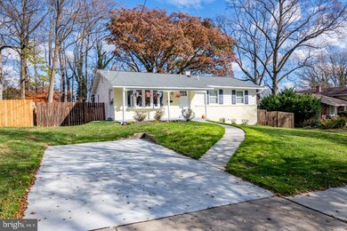 4216 Landgreen St, Rockville, MD 20853 - photo 2