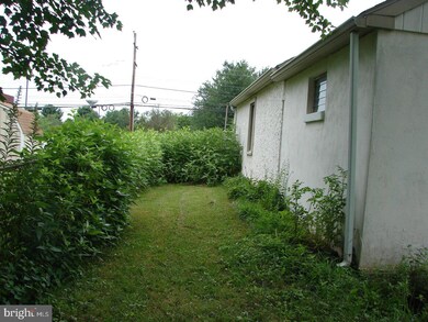 964 S Trooper Rd, Norristown, PA 19403 - photo 5