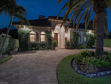 2204 Goshawk Ct, Naples, FL 34105 - photo 3