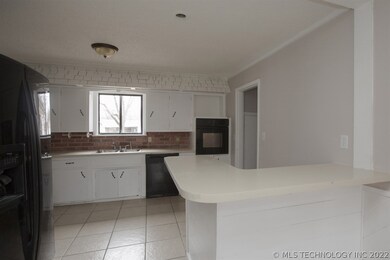 unlisted-address, Broken Arrow, OK 74012 - photo 7