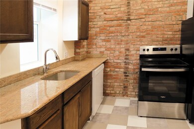 Kitchen:  10x11, Electric Stove, Refrigerator, Dis