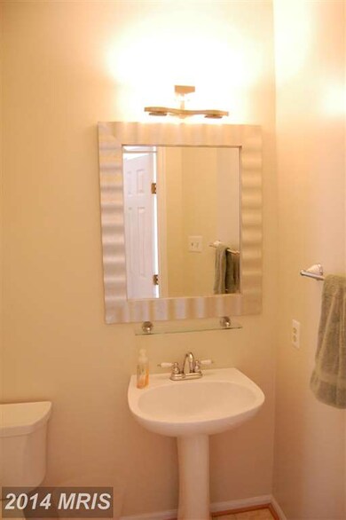 15801 Glacier Ct, North Potomac, MD 20878 - photo 5