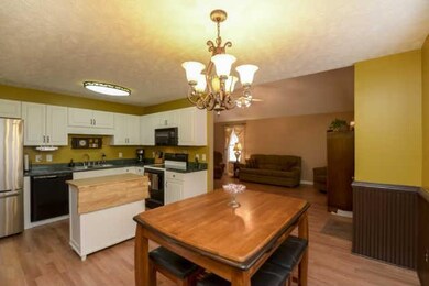 There is plenty of space to dine and the island st
