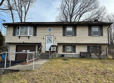 19 Aborn Ave, Cumberland, RI 02864 - photo 2