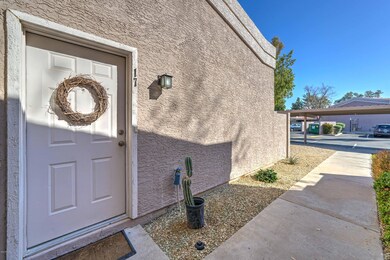 1976 N Lemon Tree Ln-5
