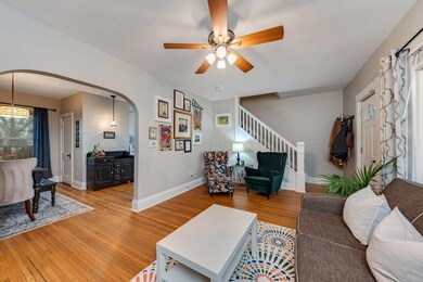 221 E Hinman Ave, Columbus, OH 43207 - photo 4