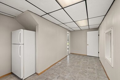 77 Frederick St, Mansfield, OH 44904 - photo 7