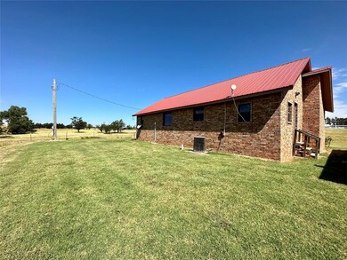 19688 E 1080 Rd, Elk City, OK 73644 - photo 4