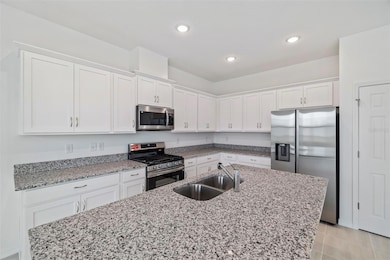 24505 Hodges Reserve Ave, Howey In the Hills, FL 34737 - photo 3