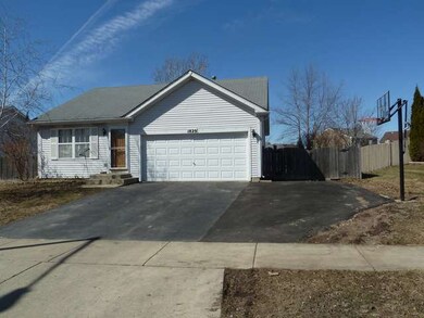 unlisted-address, Carpentersville, IL 60110 - photo 2