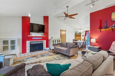 754 J David St SE, Salem, OR 97306 - photo 5