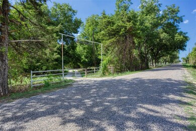 2465 Riley Rd, Whitesboro, TX 76273 - photo 6