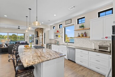 624 Waterside Dr, Marble Falls, TX 78654 - photo 7