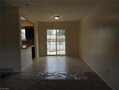 4506 E Lake Rd, Sheffield Lake, OH 44054 - photo 7