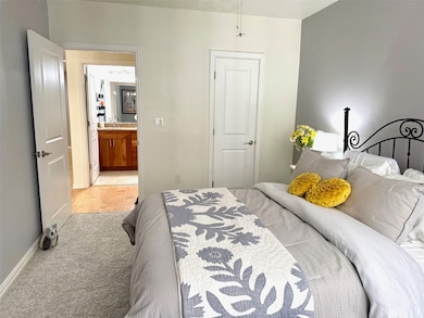 The Metropolitan unit 2607, Dallas, TX 75202 - photo 5