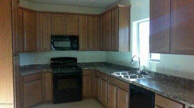 SV 265 Large Kitchen 2